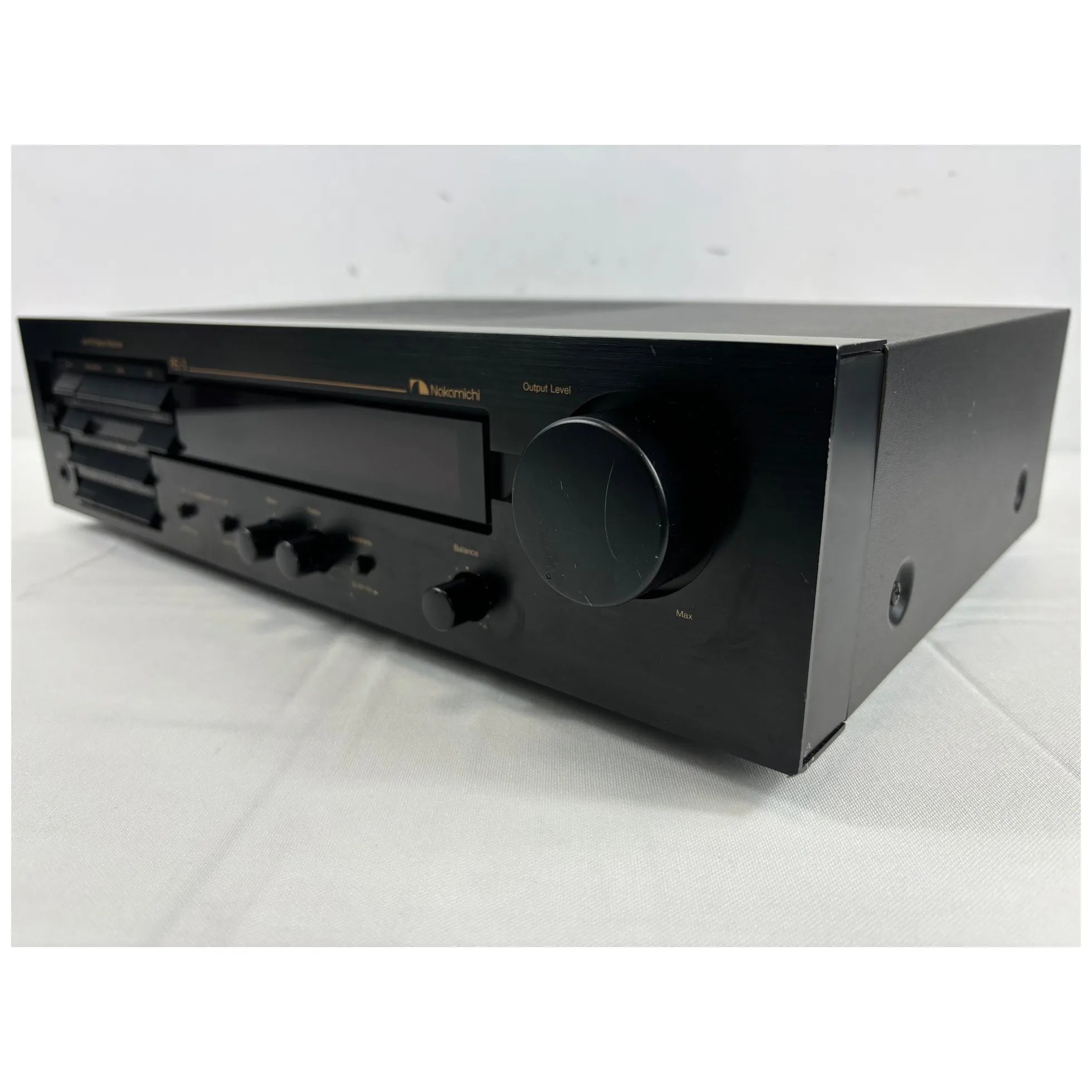 Ampli-tuner Nakamichi RE-3