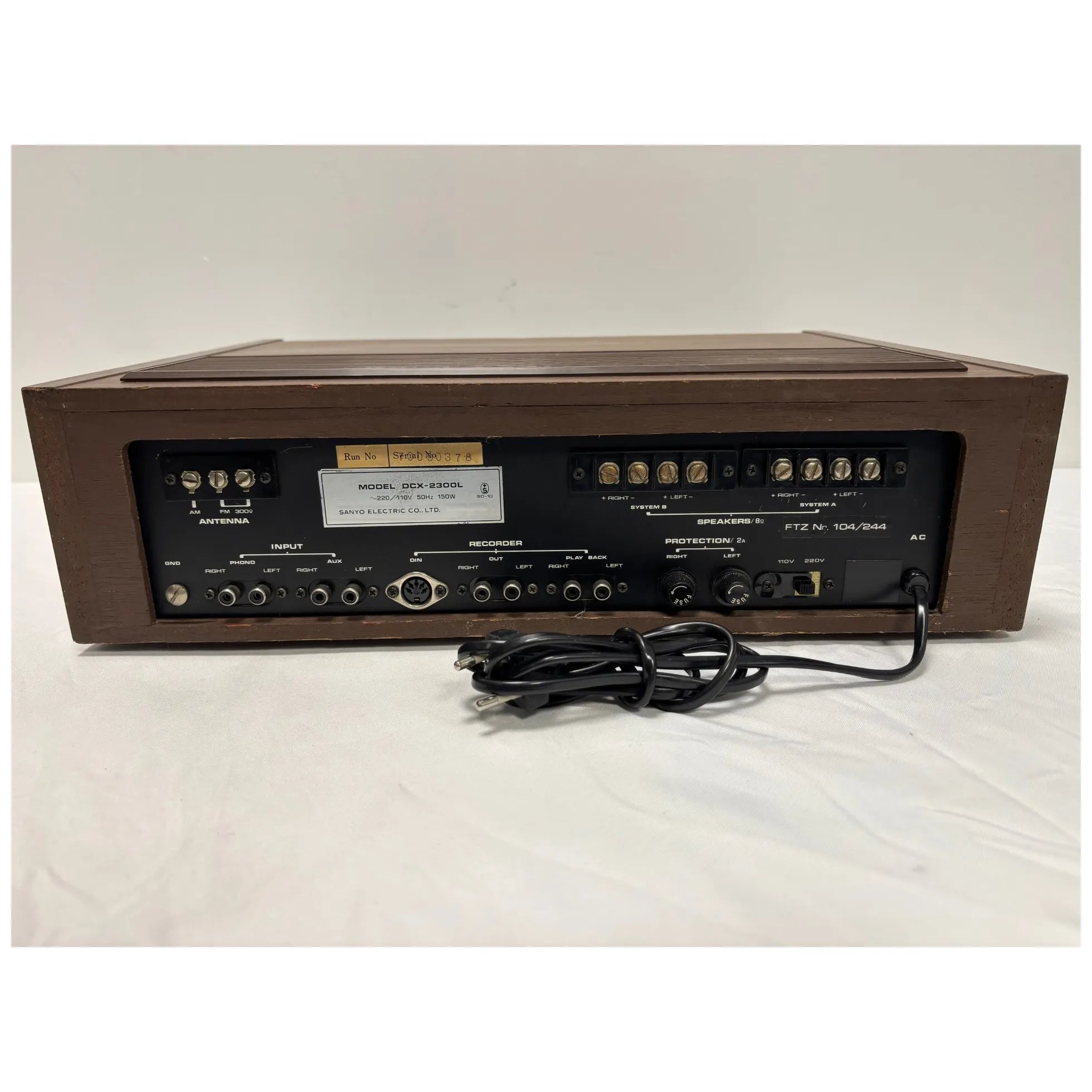 Ampli-tuner Sanyo DCX-2300L