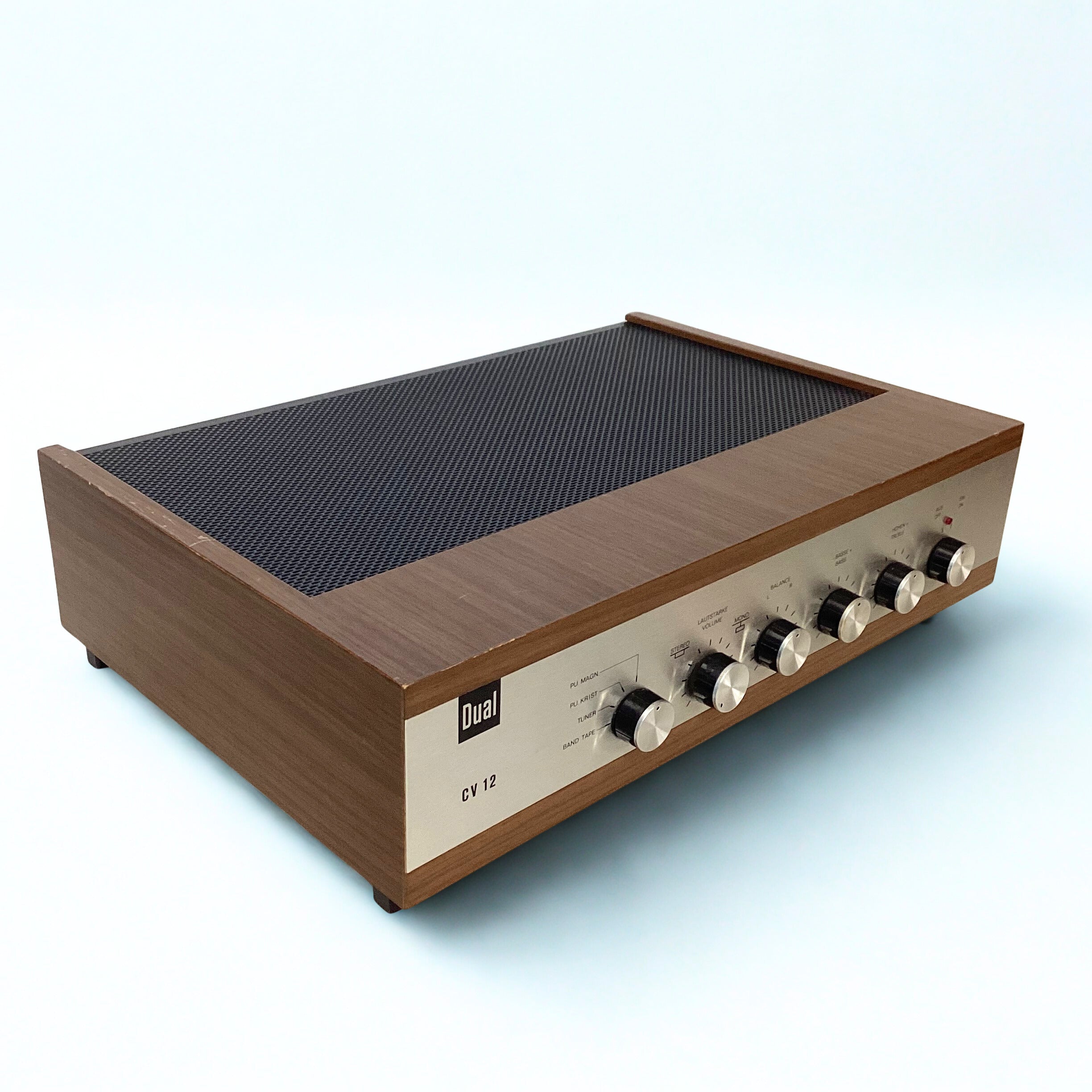 Amplificateur Dual CV 12