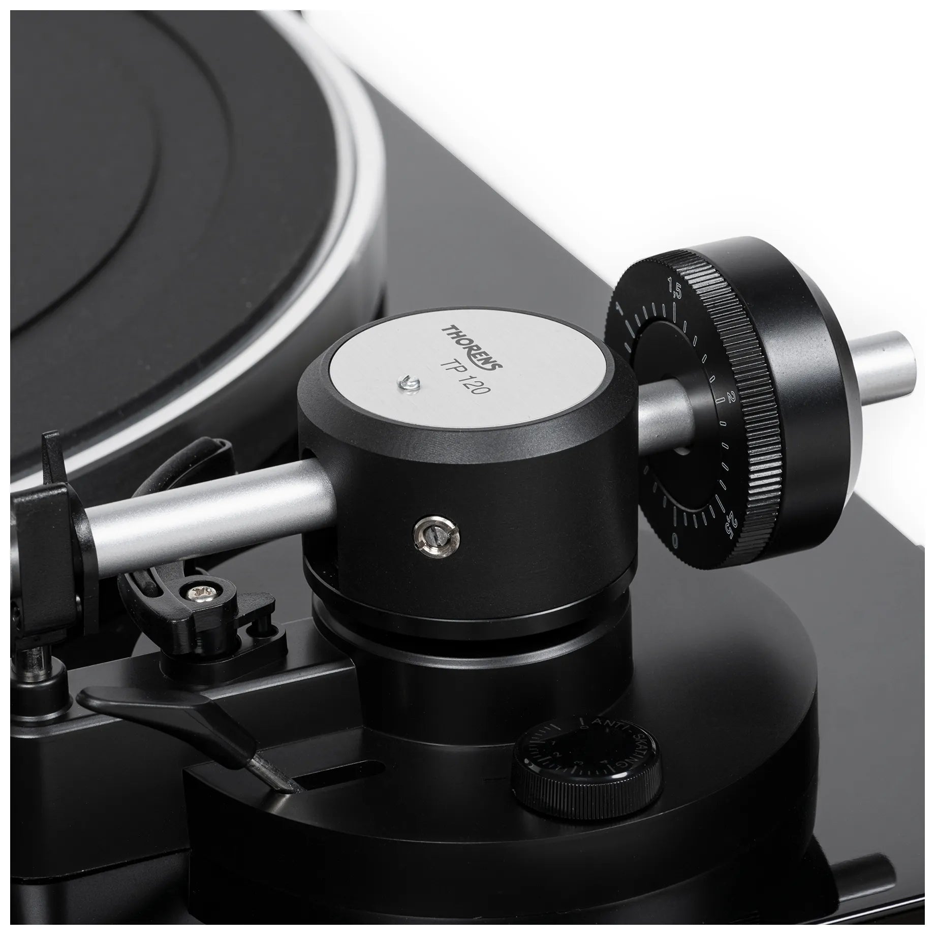 Platine vinyle Thorens TD 204