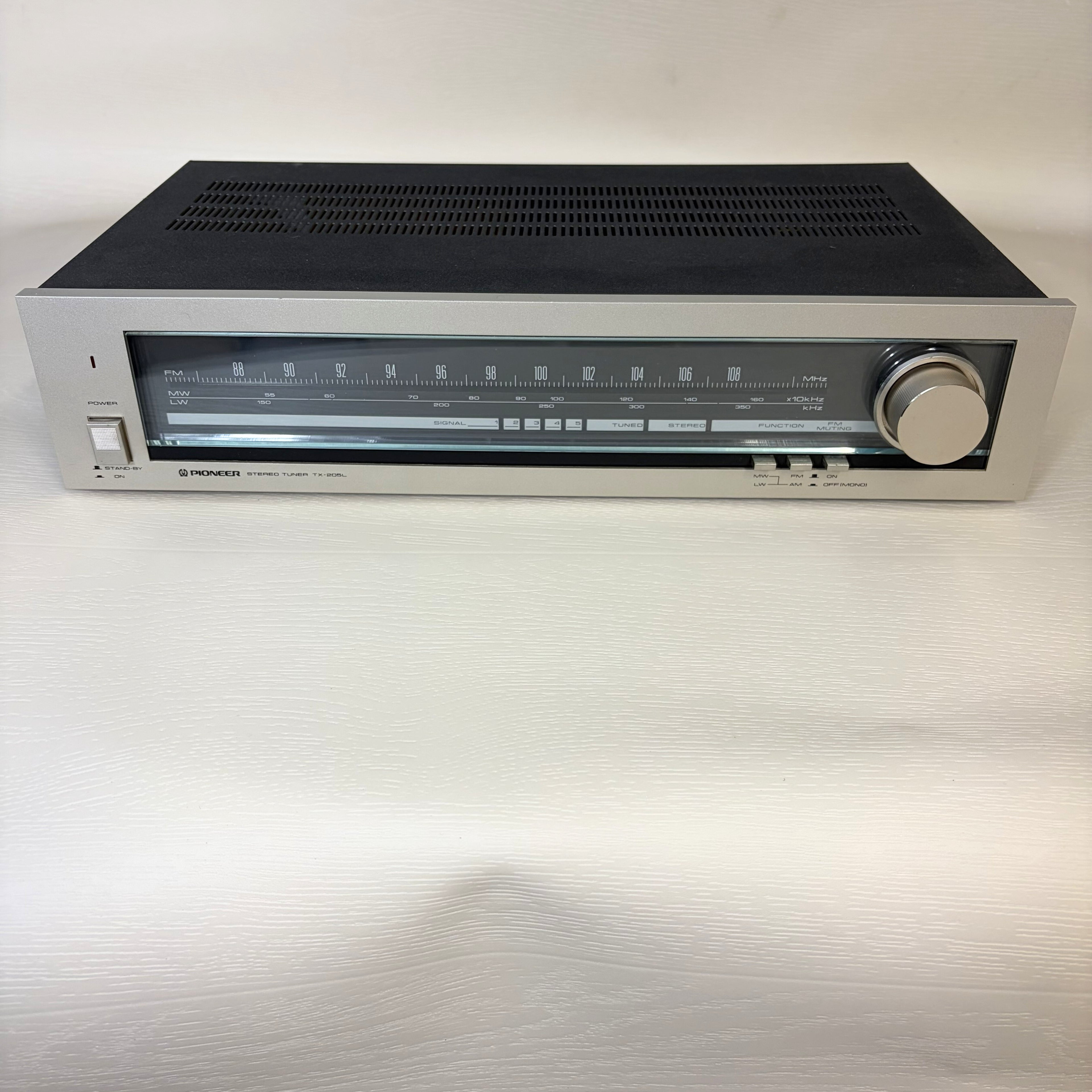 Tuner Pioneer TX-205L