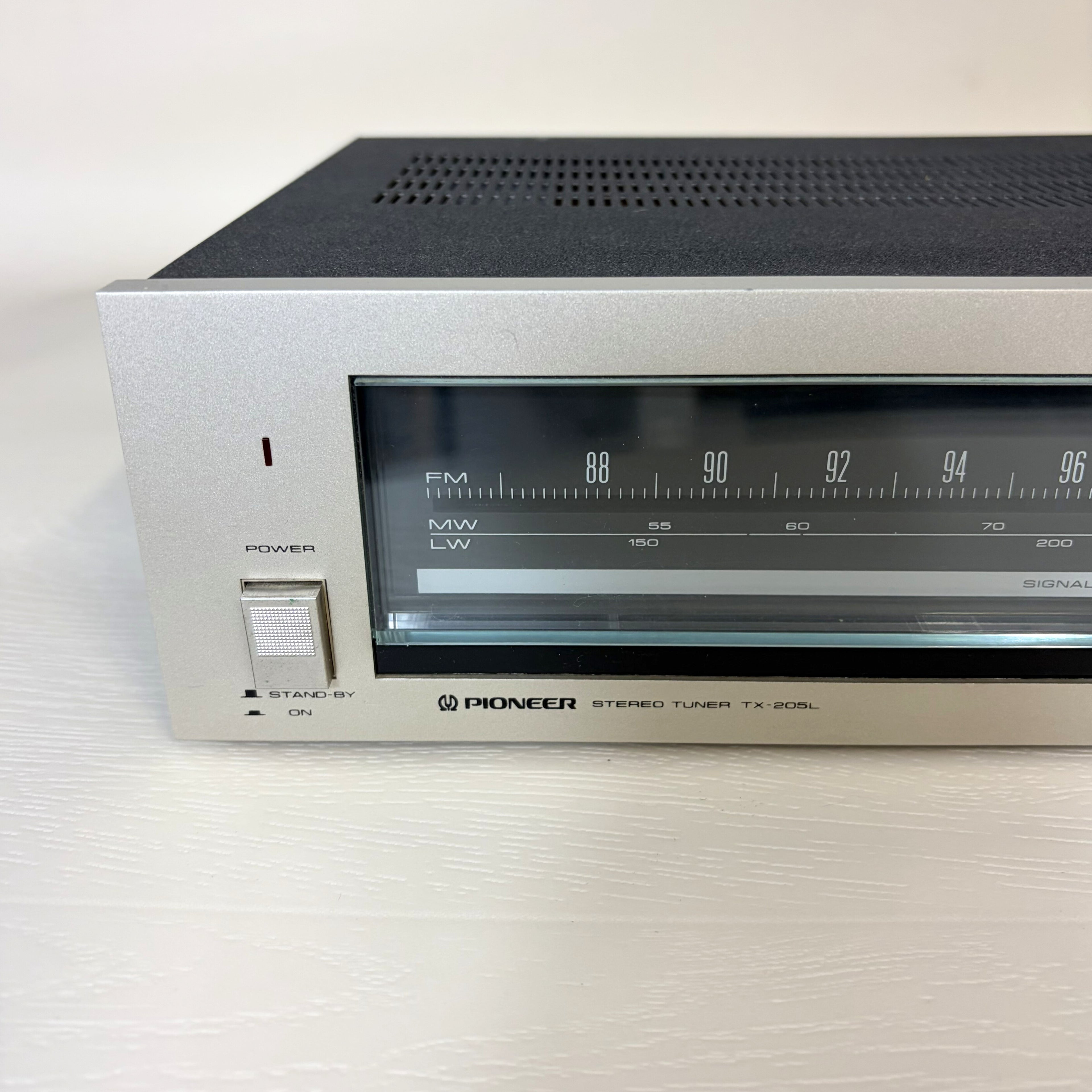 Tuner Pioneer TX-205L