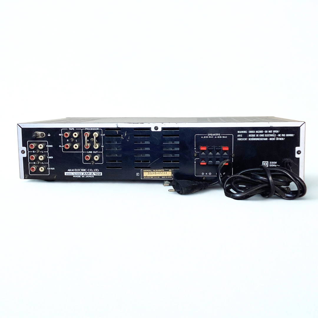 Amplificateur Akai AM-A102