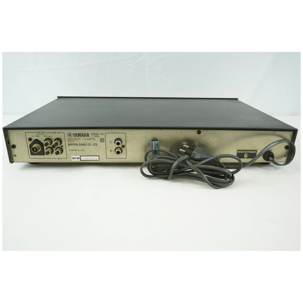 Tuner Yamaha T-520