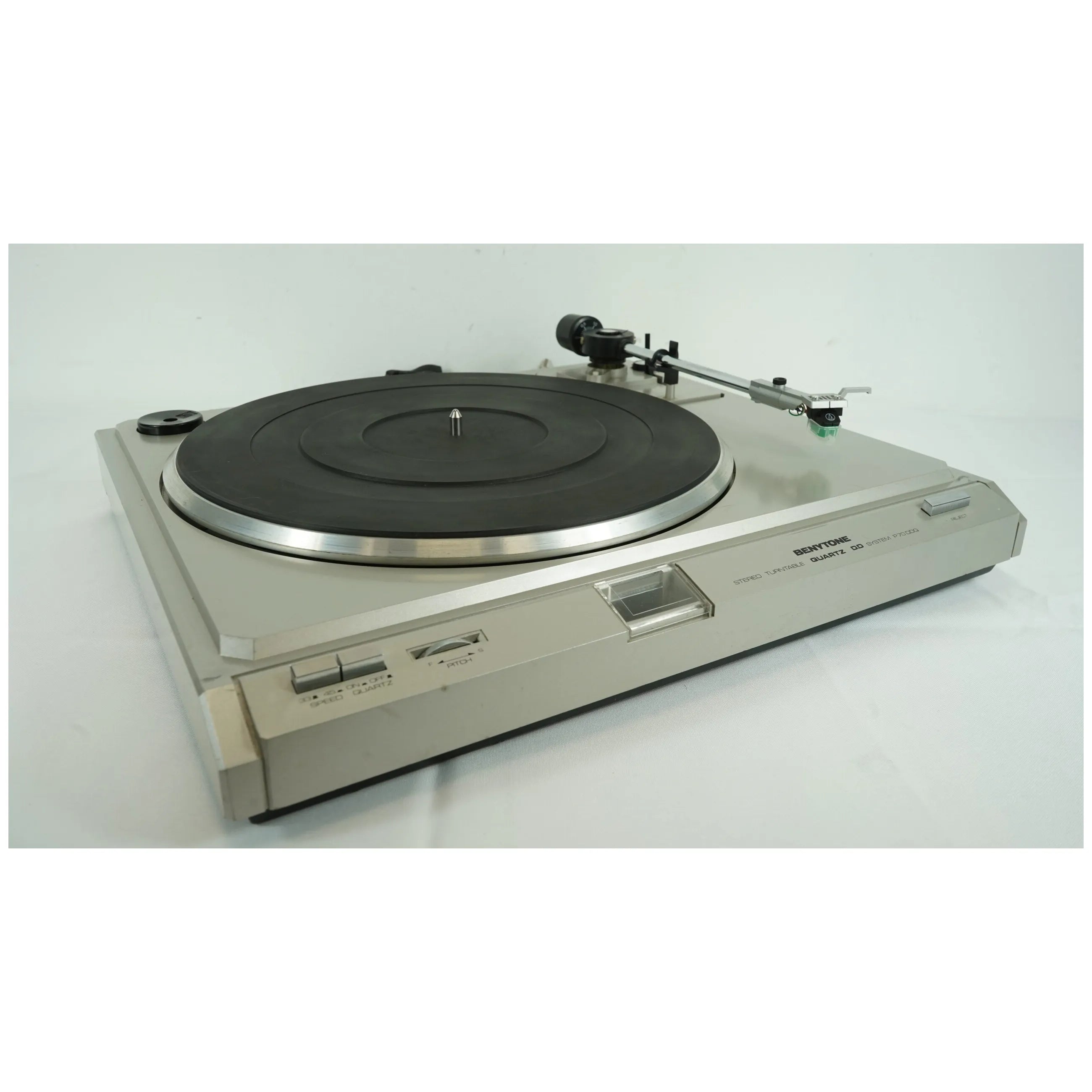 Platine vinyle Benytone P70 DDG