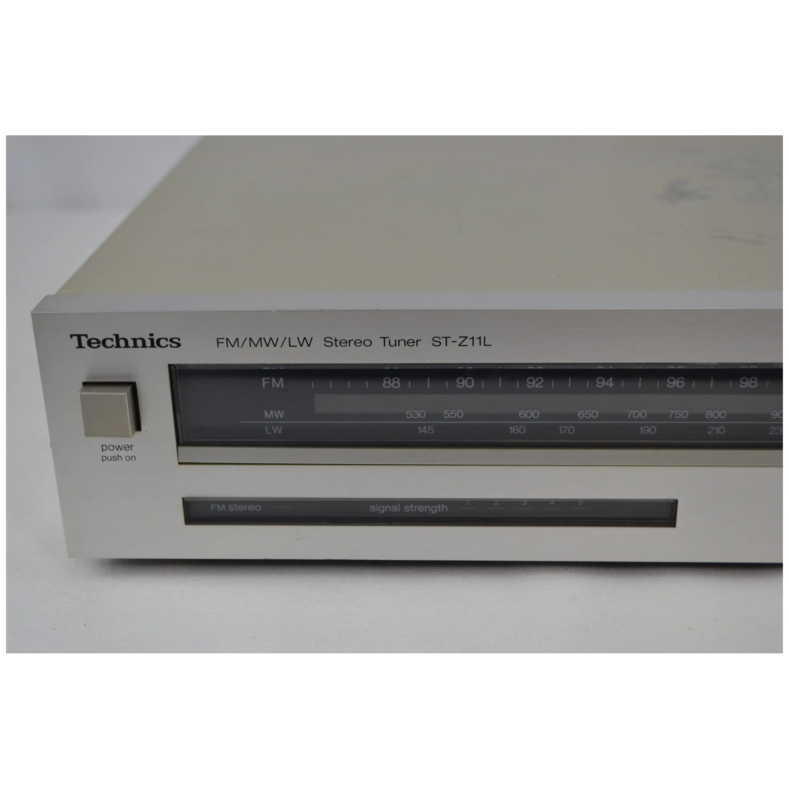 Tuner Technics ST-Z11L