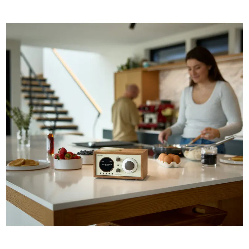 Radio Tivoli Audio Model One+