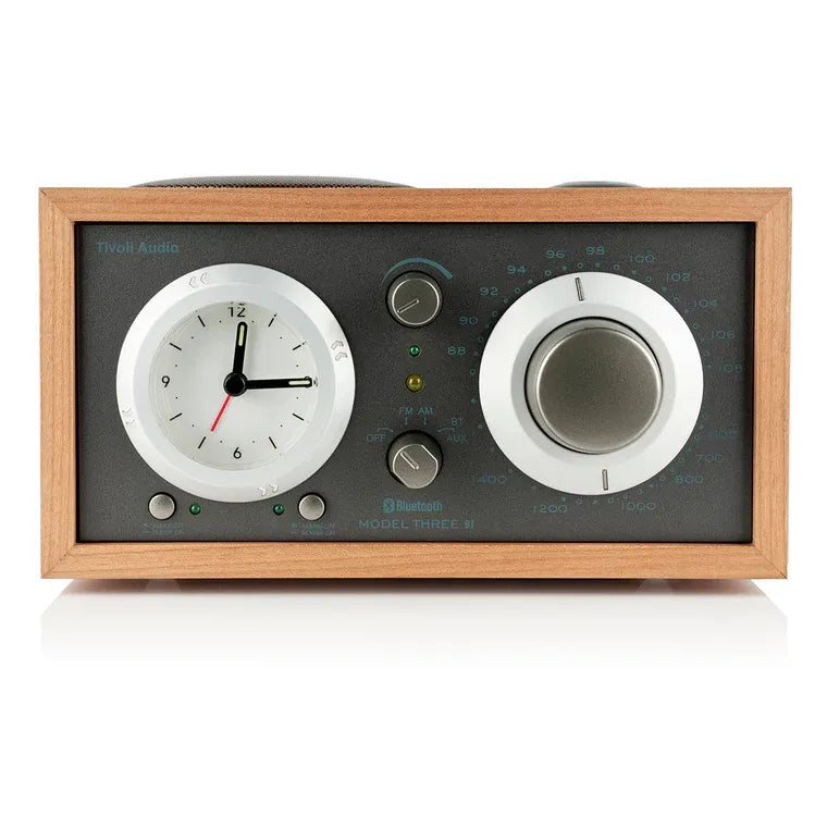 Radio Tivoli Audio Model Three BT