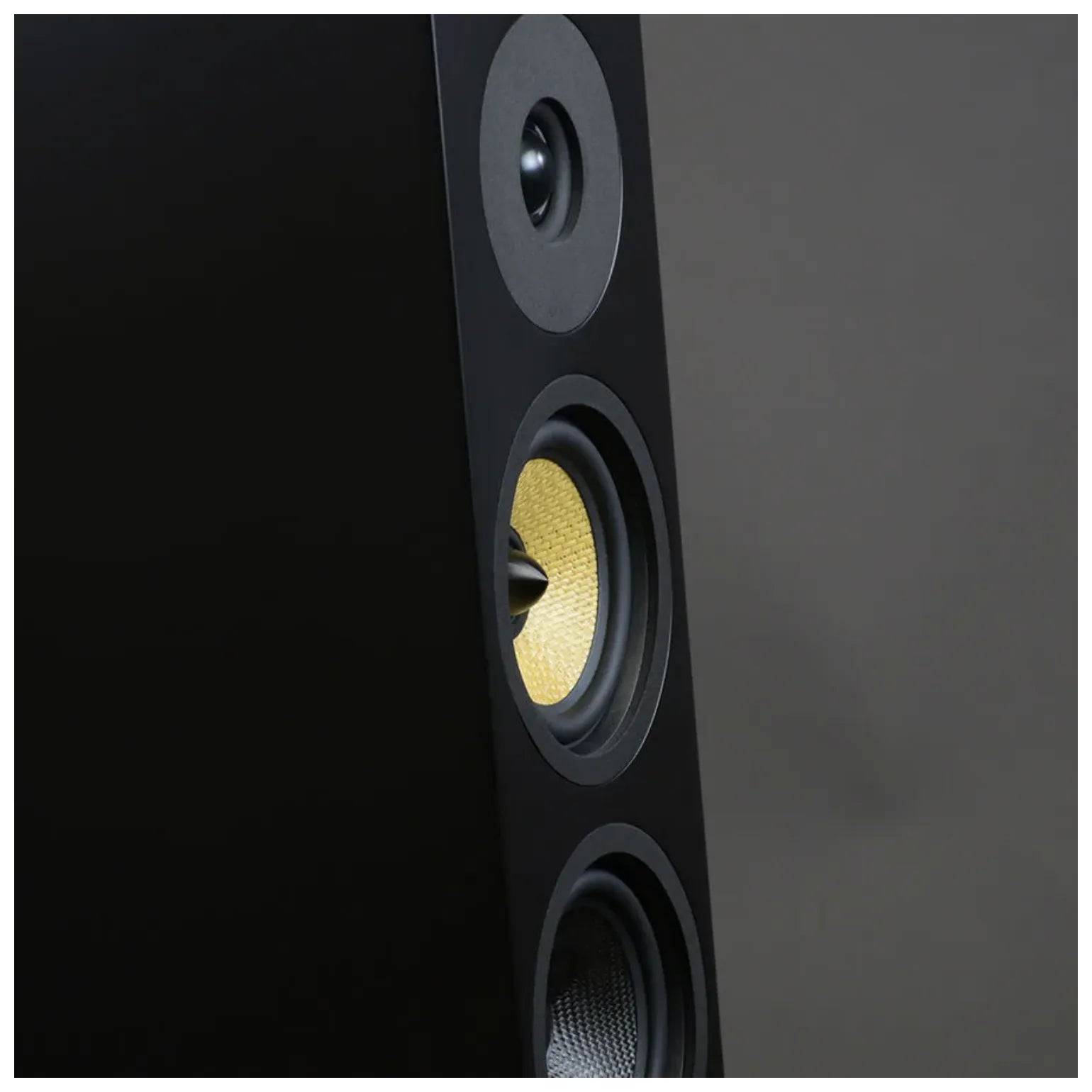 Enceinte colonne Davis Acoustics Courbet N°5