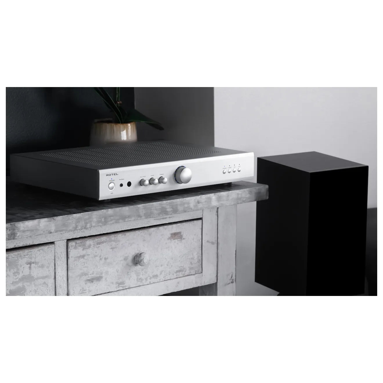 Amplificateur Rotel A8