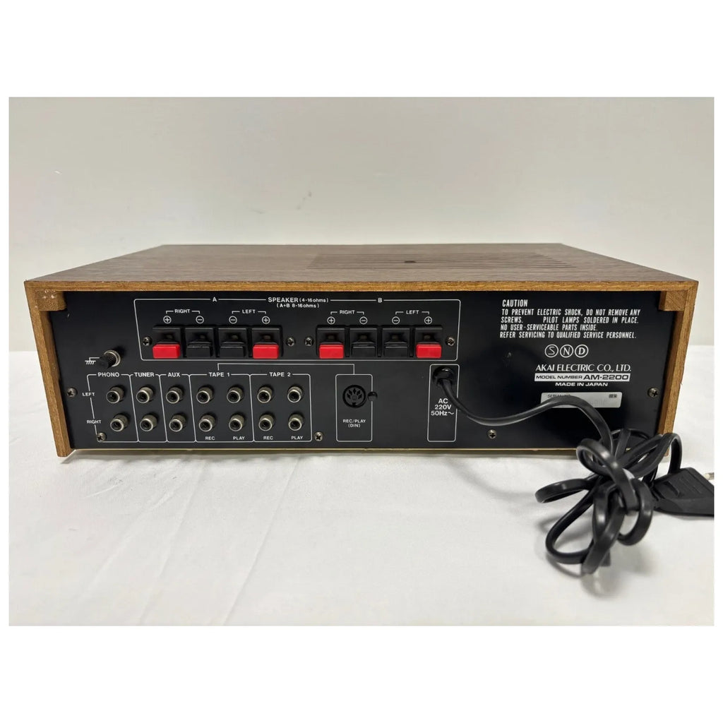 Amplificateur Akai AM-2200