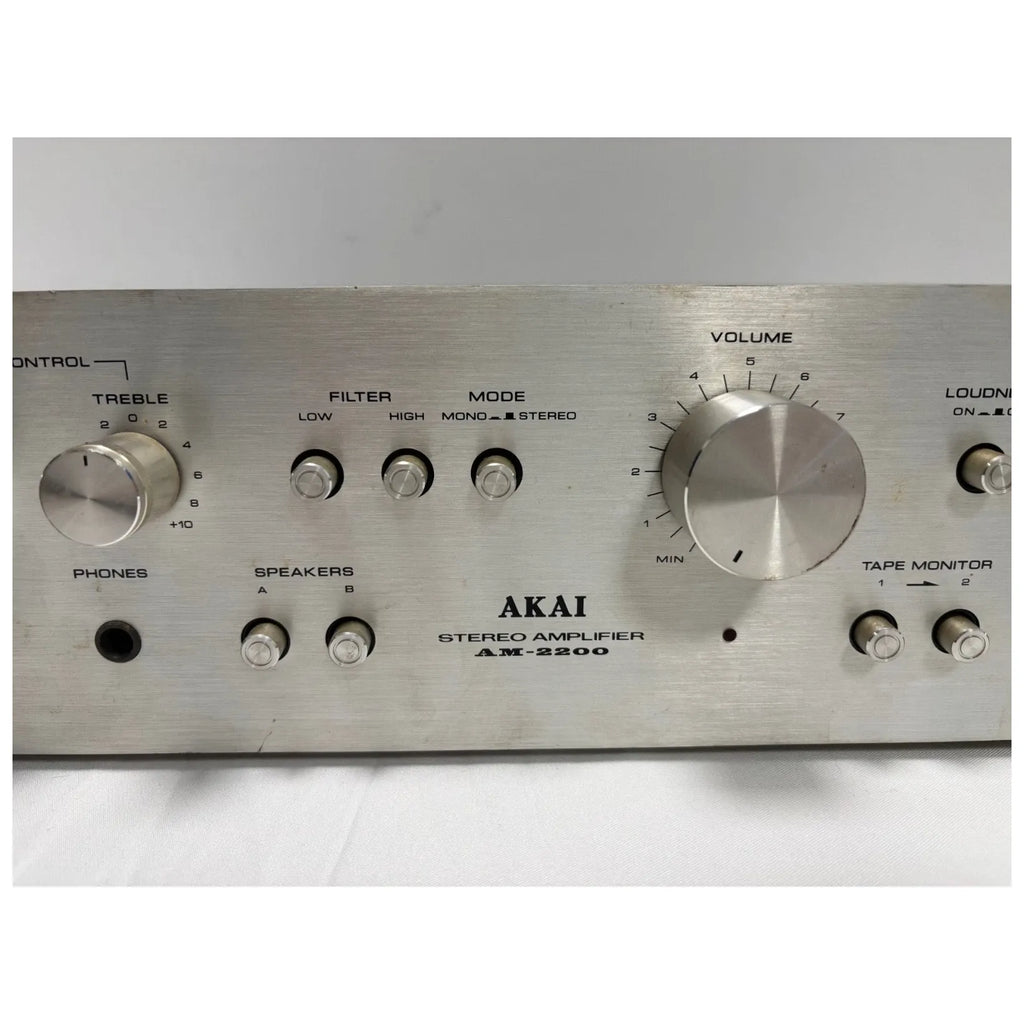 Amplificateur Akai AM-2200