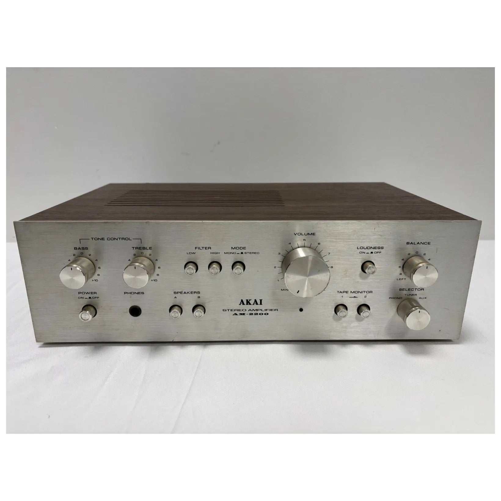 Amplificateur Akai AM-2200