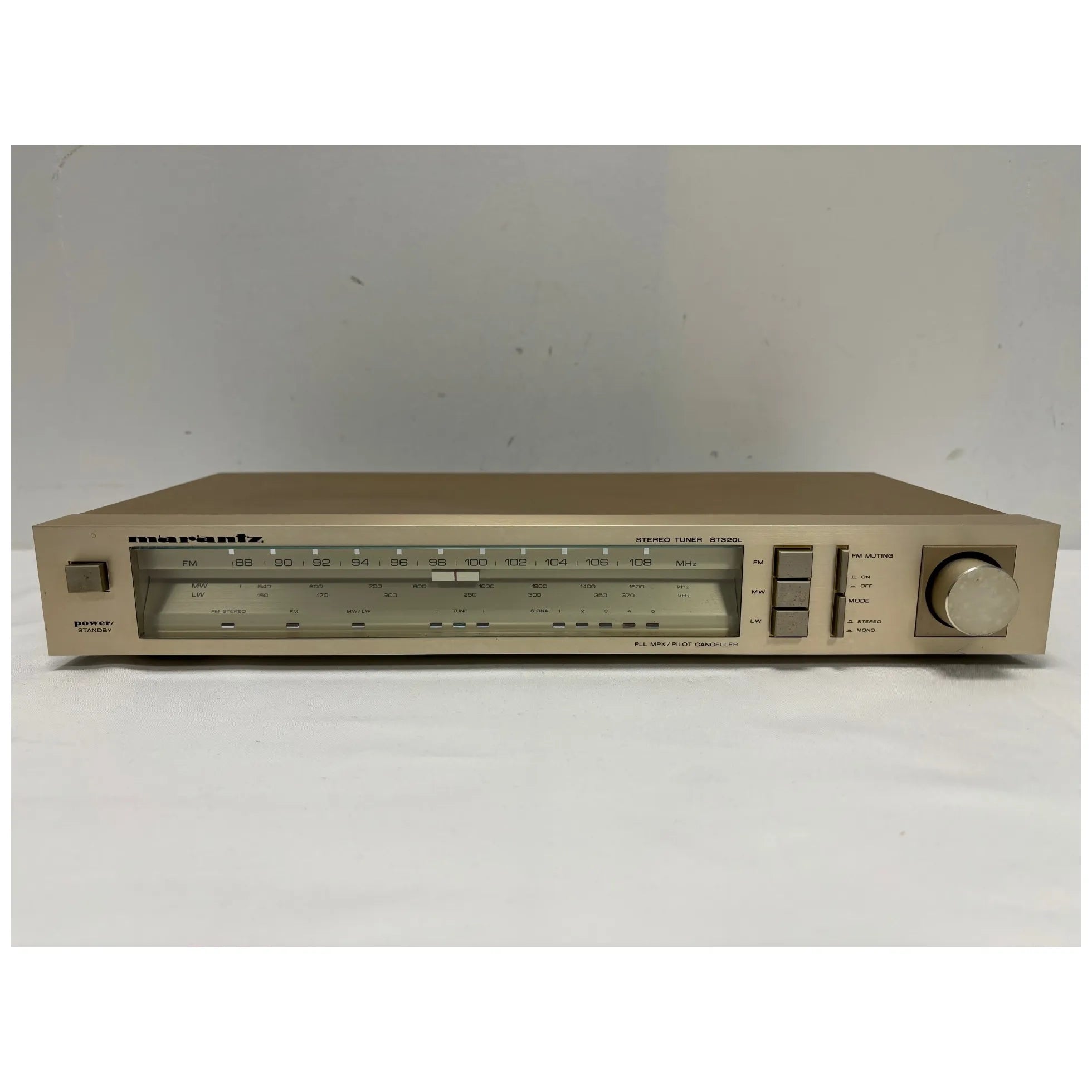 Tuner Marantz ST-320L