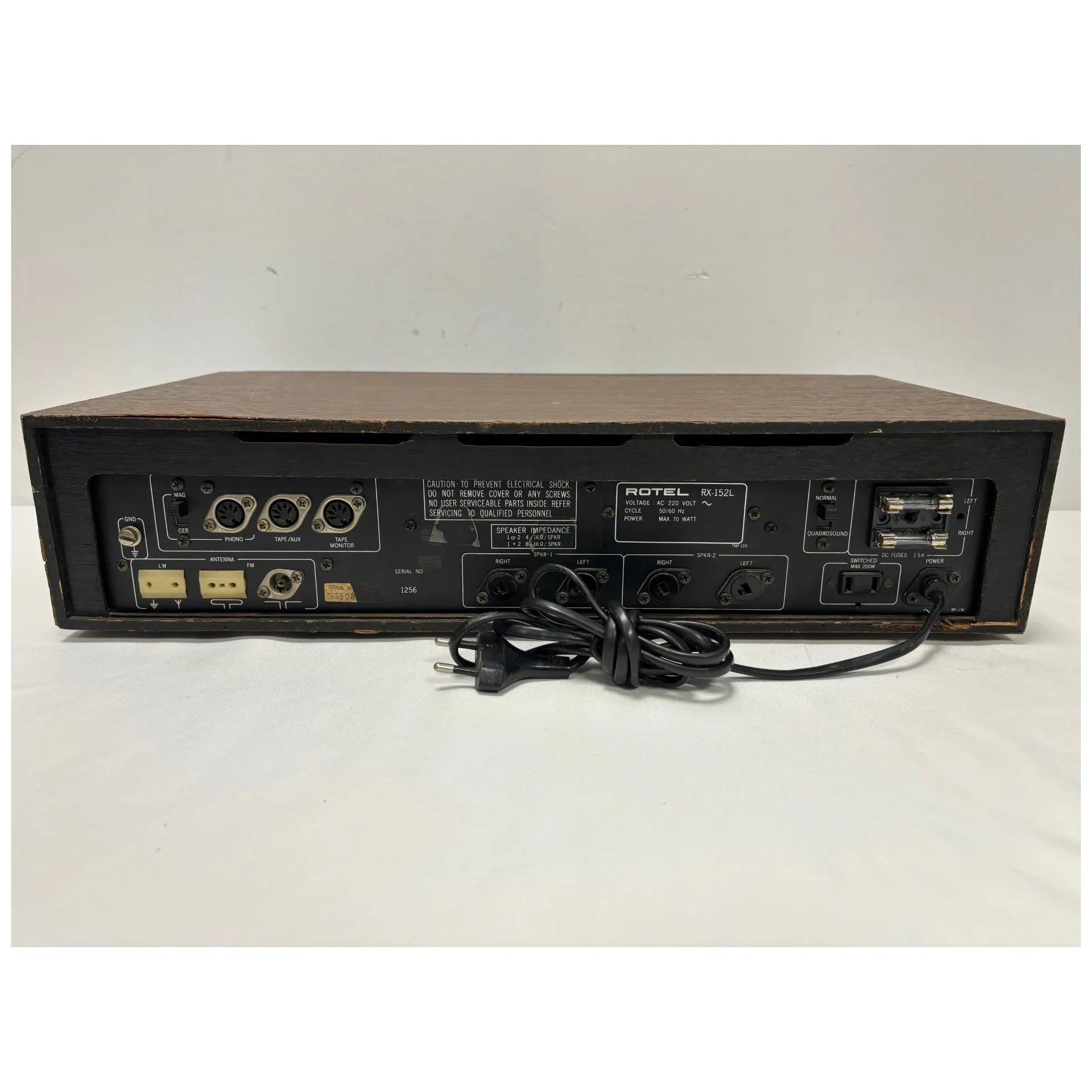 Amplificateur Rotel RX-152L