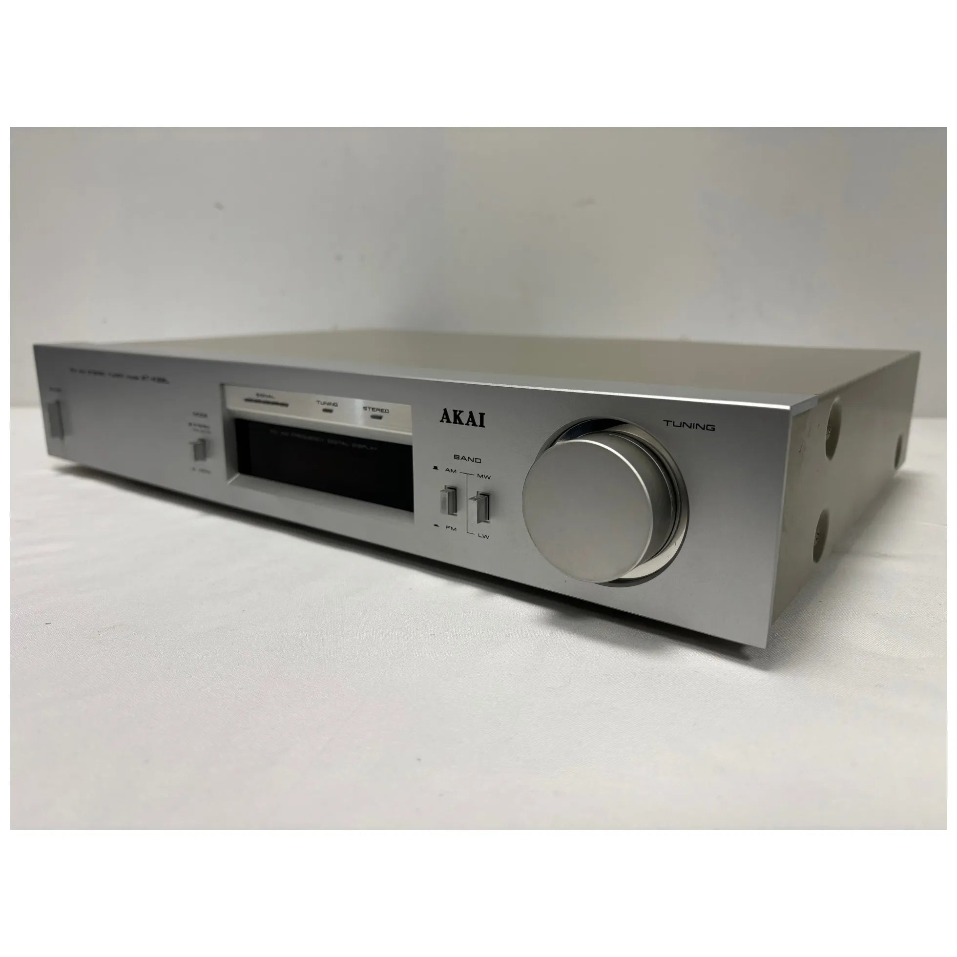 Tuner AKAI AT‑K22L