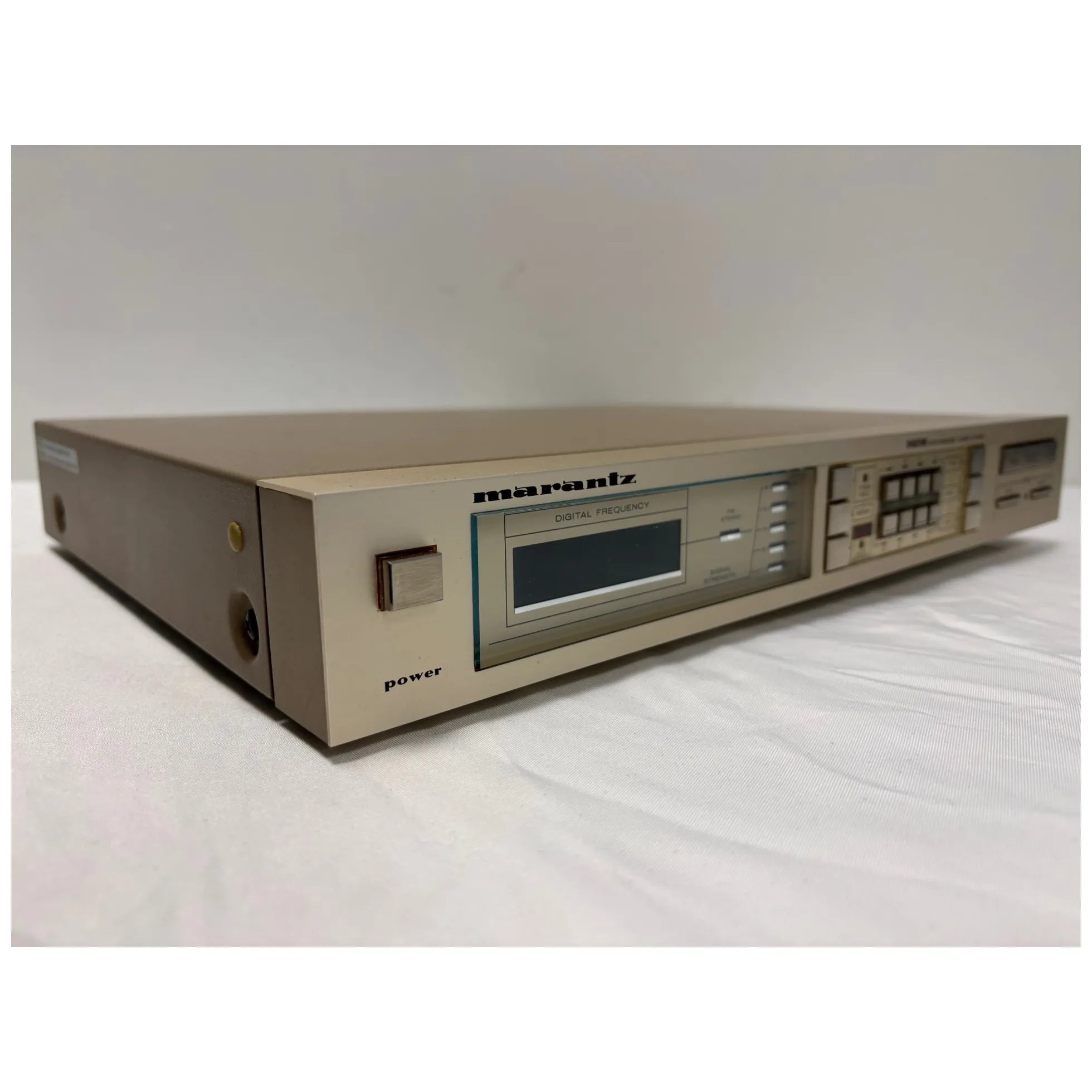 Tuner Marantz ST-530L