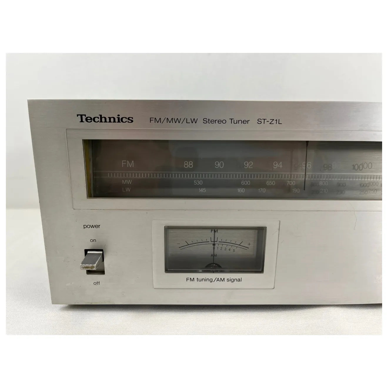 Tuner Technics ST-Z1L