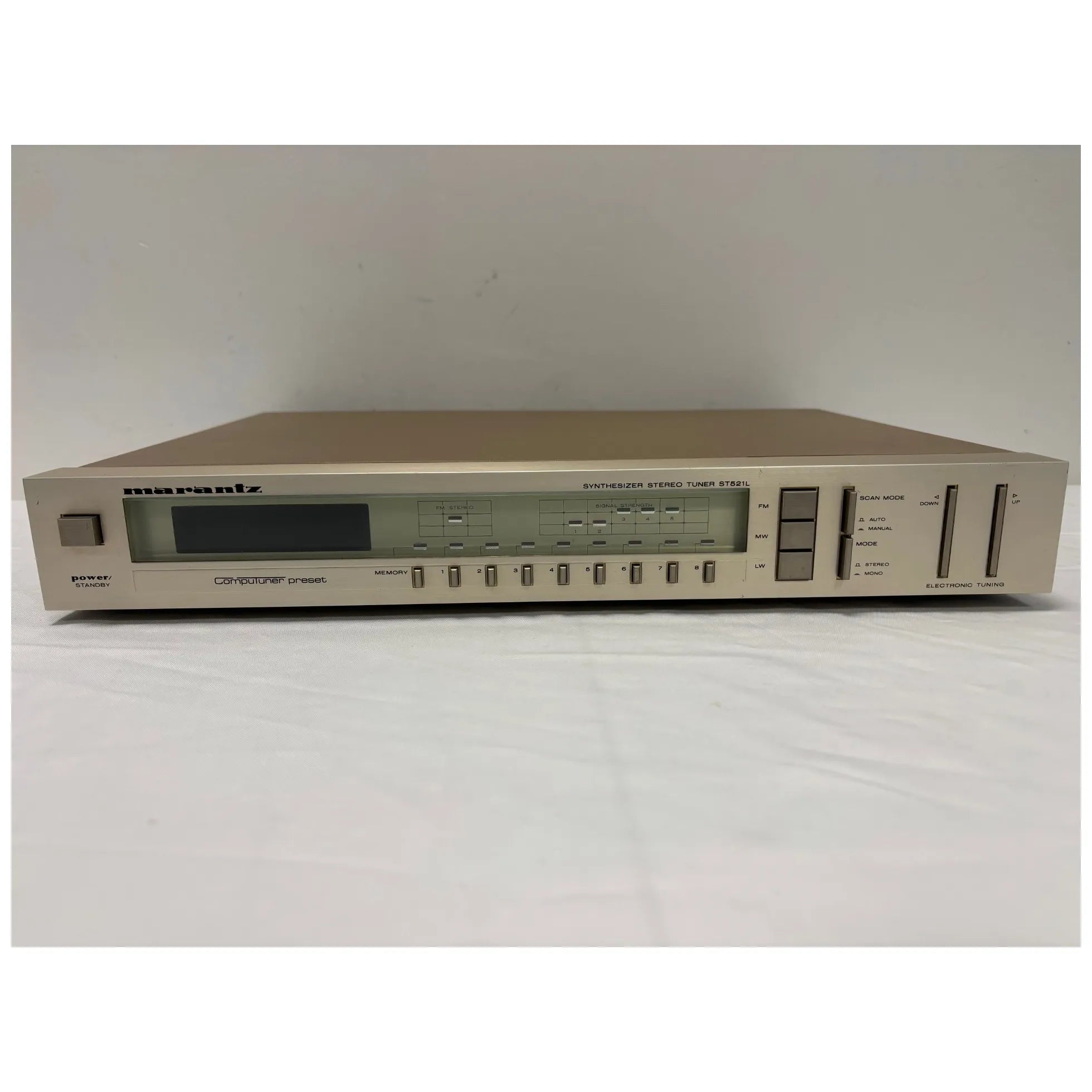 Tuner Marantz ST-521L