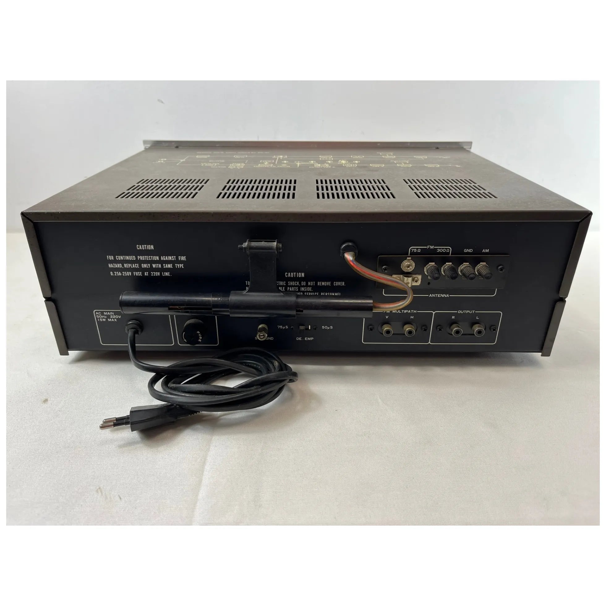 Tuner SeoUm TU‑220